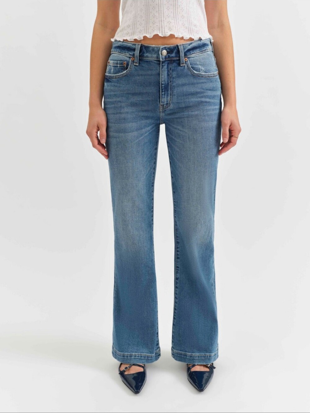 Daze Heartbreaker Mid Rise Flare Size 29 Text Me Wash